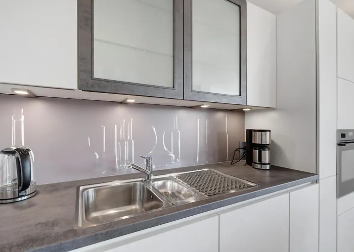 Апартаменты Modern Eingerichtetes Ахерн