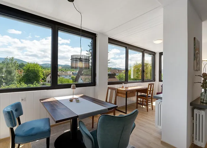 Modern Eingerichtetes * Ахерн