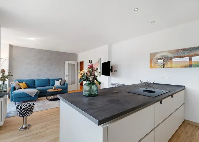 Апартаменты Modern Eingerichtetes Ахерн